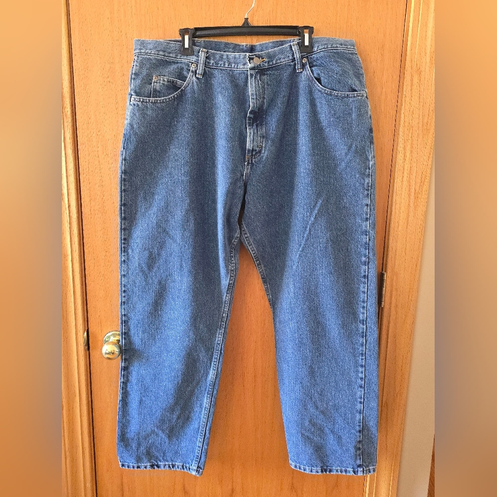 Wrangler Relaxed Fit 40x30 Mens Blue Jeans